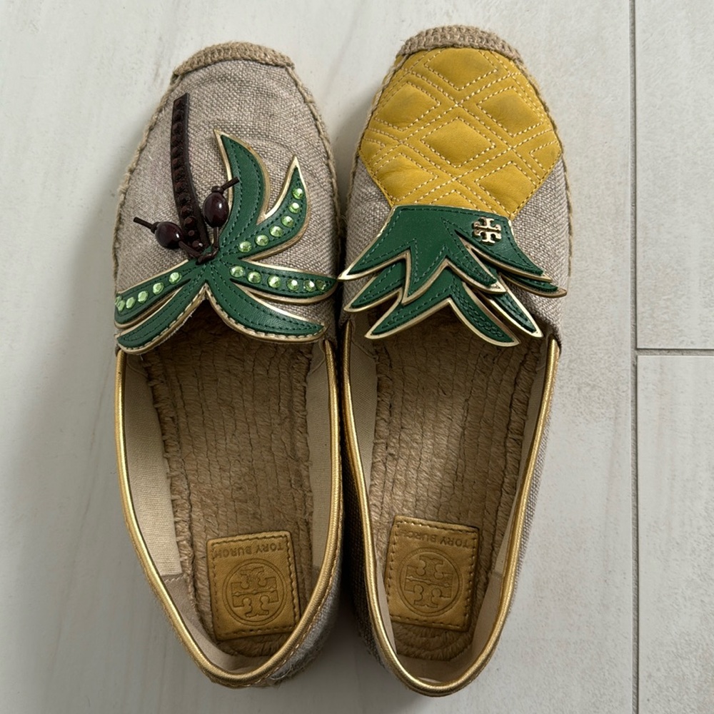 Tory Burch slip on espadrille pineapple and coconut tree castaway